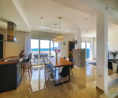 Trogir, Čiovo – Prekrasna vila s pogledom na more
