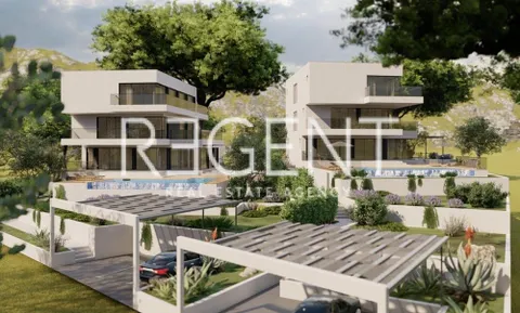 Šibenik, Rogoznica- Zemljište s projektom za izgradnju dvije luksuzne vile 1741m2