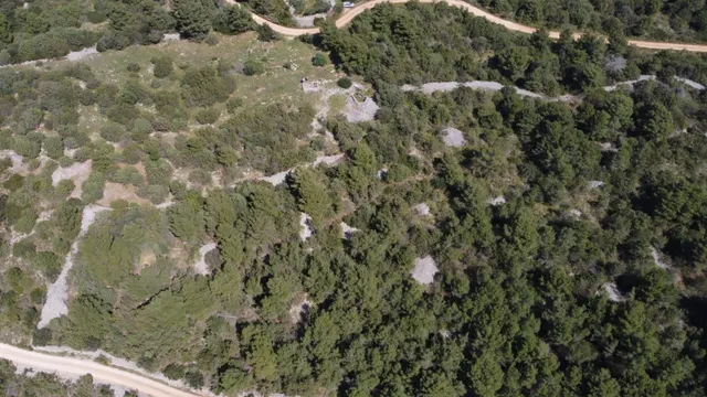 Brač, Sutivan - Poljoprivredno zemljište (24.504 m2) s mogućnošću gradnje