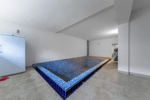 Zagreb, Lašćina - Obiteljska kuća na vrhunskoj lokaciji 440 m2