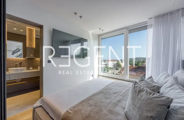 Istra, Rovinj - Ekskluzivna vila s bazenom 178 m2