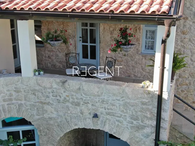 Crikvenica - Bajkovita kamena vila 200 m2