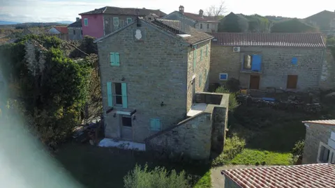 Istra, Brič - Prekrasna kamena kuća 270 m2