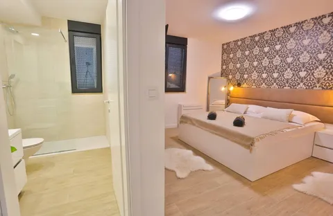Split, Kučine - Luksuzna vila 700 m2