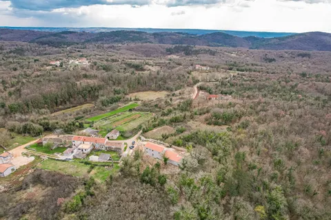 Istra, Ražmani - Vila na prekrasnoj lokaciji