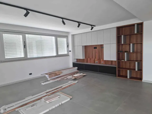 Istra, Pula - Luksuzni Penthouse od 240 m2 u novogradnji