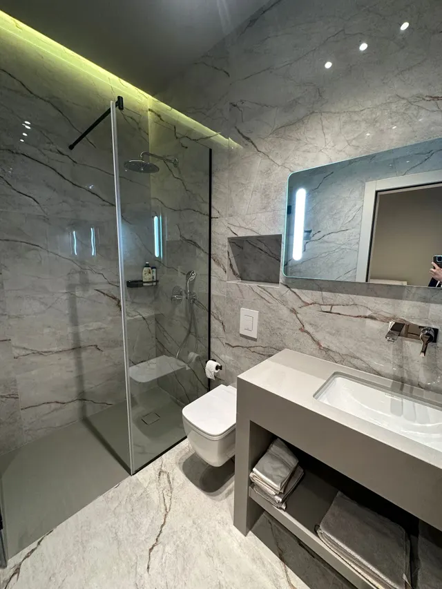 Zagreb, Jelenovac - Moderan stan u novogradnji 175 m2 , najam