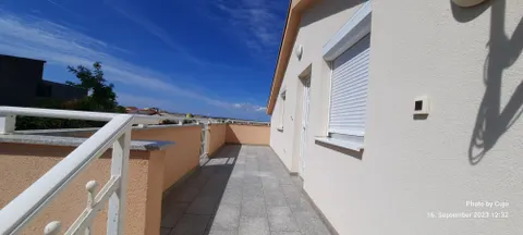 Zadar, Ražanac - predivna kuća od 220m2 na parceli od 477m2 prodaja