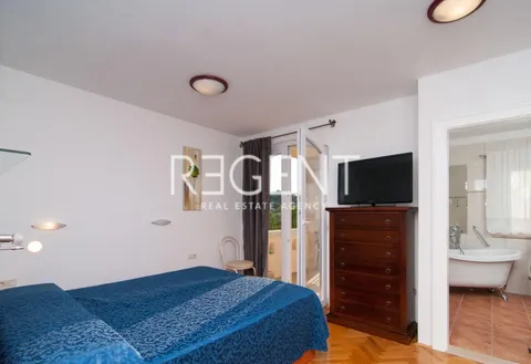 Brač, Mirca- kamena vila s pogledom na more, 300m2