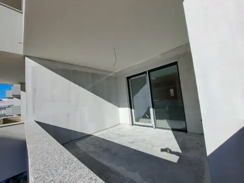Novi Vinodolski - Moderan trosoban stan na mirnoj lokaciji 63 m2