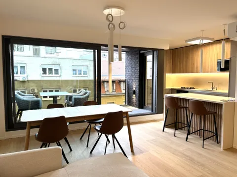 Zagreb, Medvedgradska - Moderan četverosoban stan, najam