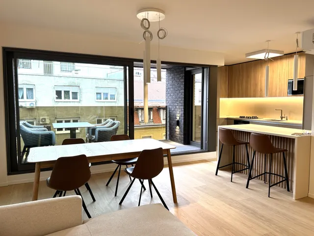 Zagreb, Medvedgradska - Moderan četverosoban stan, najam