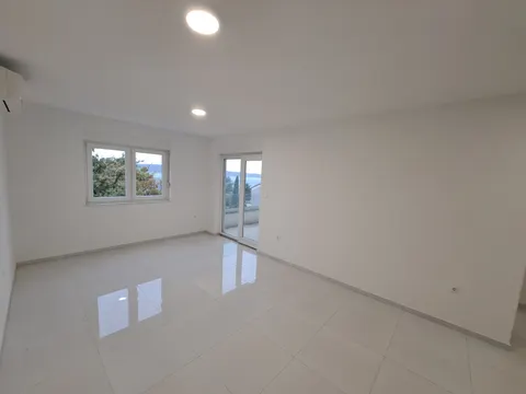 Crikvenica - Trosoban stan 56 m2 novogradnja