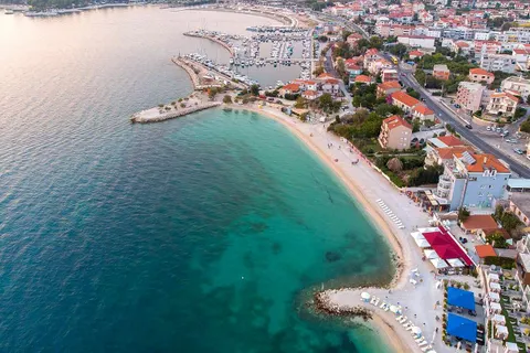 Podstrana, Strožanac - Trosobni stan 83 m2 s pogledom na more - NOVOGRADNJA