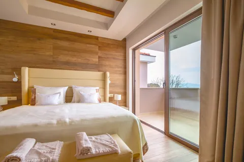 Krk - Luksuzna vila za najam 160 m2