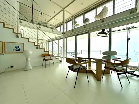 Rijeka - Moderna vila prvi red do mora 600 m2