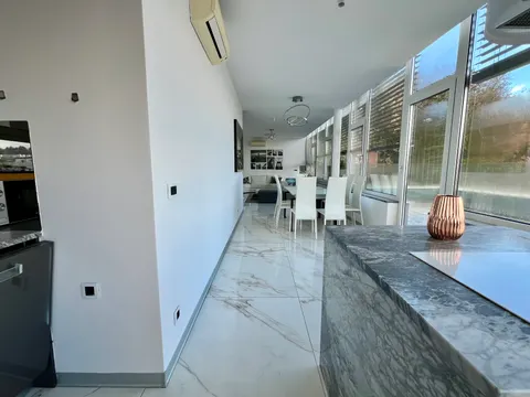Zagreb Medvedgradska - Luksuzni trosoban penthouse 105m2 najam