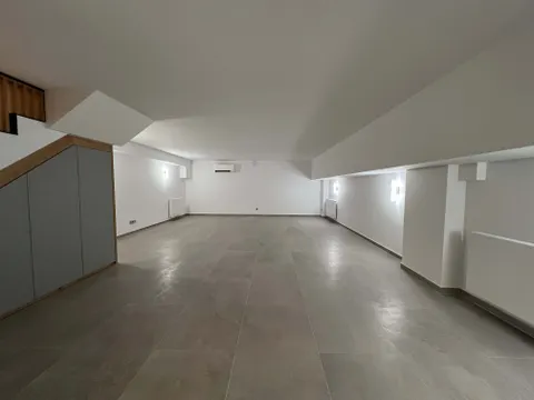 Zagreb, Park Kneževa – Luksuzan troetažni stan 157 m2 za najam