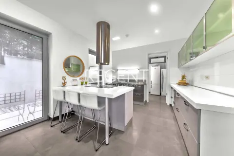 Zagreb, Šestine - Luksuzna kuća s bazenom 400 m2