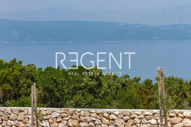 Hvar, Ivan Dolac - imanje u srcu otoka 140 000m2