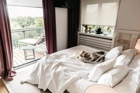 Zagreb, Maksimir – Četverosobni namješteni penthouse s predivnim pogledom na prirodu
