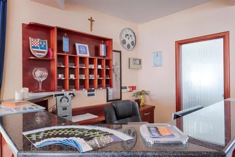 Trogir – Elegantan hotel s pogledom na more