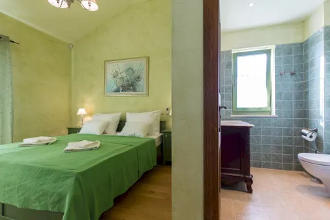 Krk - Luksuzna vila za najam 150 m2