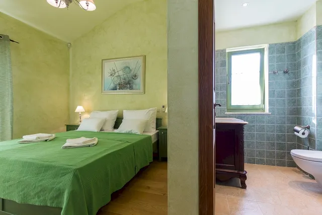 Krk - Luksuzna vila za najam 150 m2