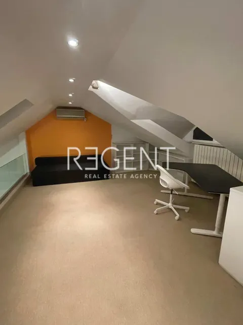 Zagreb, Kvaternikov Trg - Dvoetažni stan 150 m2 najam
