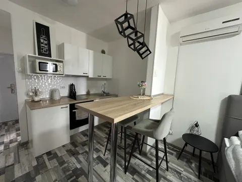 Zadar, Višnjik - Garsonjera 25 m2 na atraktivnoj lokaciji