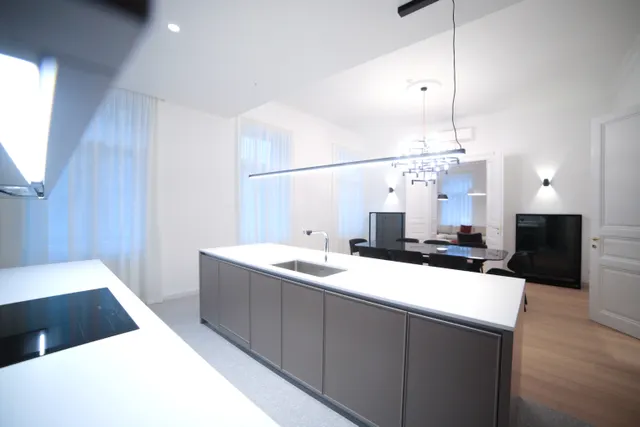 Zagreb, Centar - Moderan peterosoban stan 190 m2
