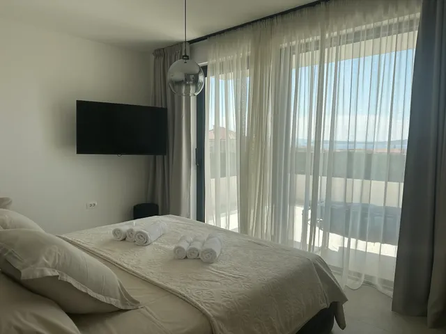 Split, Kaštela - Luksuzna Vila 188 m2 s pogledom na more