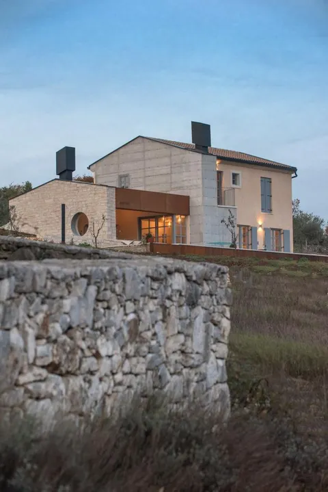 Istra, Kanfanar - Autentična kamena kuća predivnog okruženja