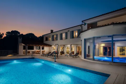 Šibenik - Prekrasna luksuzna vila uz more 1000 m2