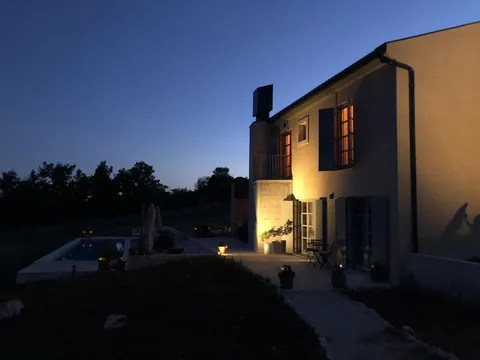 Istra, Kanfanar - Autentična kamena kuća predivnog okruženja
