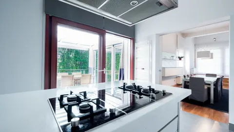 Zagreb, Pantovčak – Prekrasna vila s bazenom na atraktivnoj lokaciji 400 m2