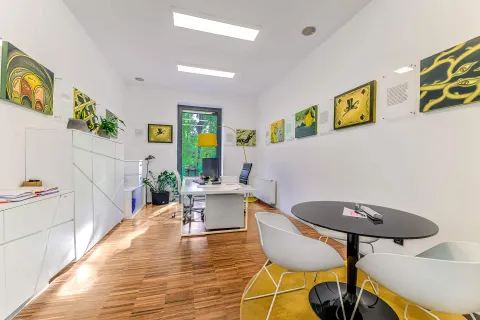 Zagreb, Ribnjak - Poslovno-stambena zgrada na vrhunskoj lokaciji u centru grada