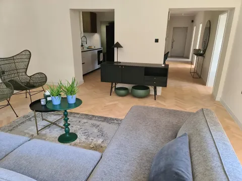 Opatija, Centar - Luksuzan četverosoban stan 110 m2, najam