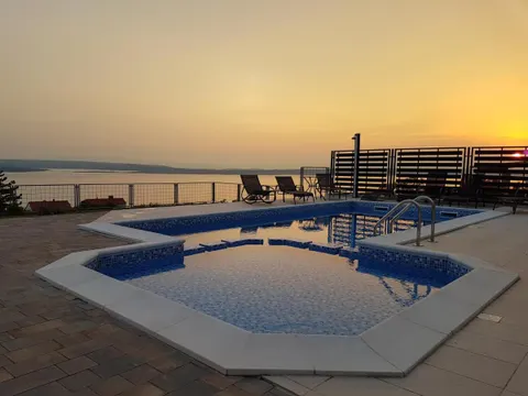Crikvenica - Prostrana kuća s pogledom na more