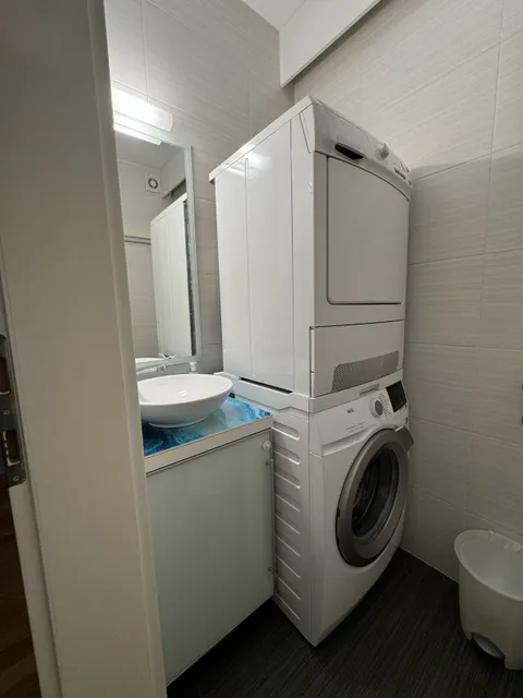 Zagreb, Vrbani - trosoban stan 58 m2 najam