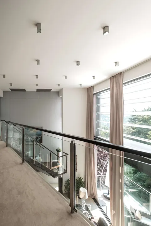 Zagreb, Gramača - Prestižna vila na odličnoj lokaciji 780 m2