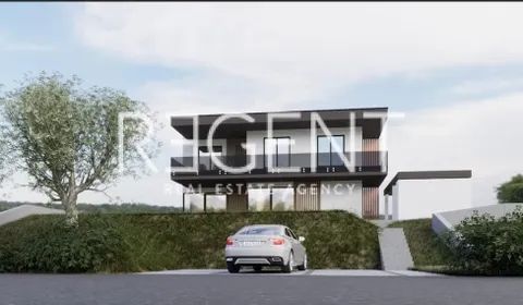 Šolta, Maslinica - Zemljište s projektom i dozvolom za gradnju luksuzne vile 650 m2
