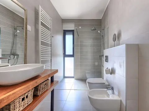Istra, Novigrad - Atraktivna vila s bazenom 250 m2