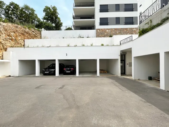 Crikvenica - Trosoban stan u urbanoj vili sa panoramskim pogledom 69 m2