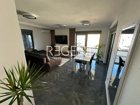 Zadar, Vir - potpuno namješten dvosoban stan 50m od mora 134 m2