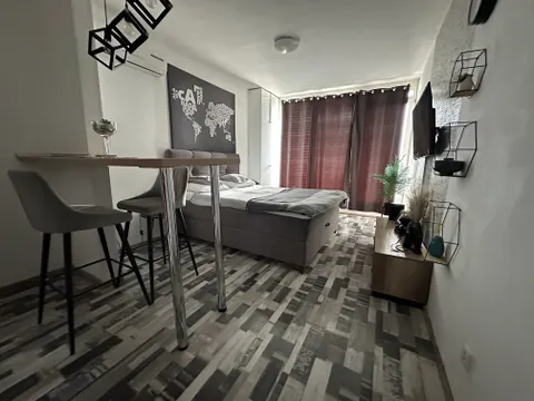 Zadar, Višnjik - Garsonjera 25 m2 na atraktivnoj lokaciji
