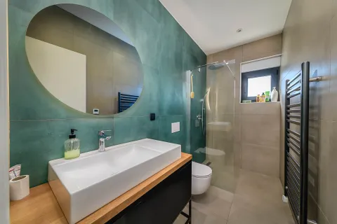 Zagreb, Remete: Luksuzni penthouse 105m2 za najam