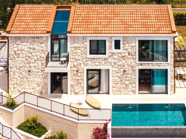Dubrovnik, Slano – Moderna kamena kuća uz more