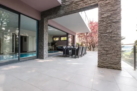 Zagreb, Gramača - Prestižna vila na odličnoj lokaciji 780 m2