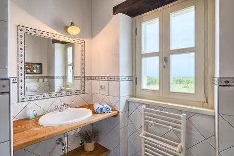 Istra, Sveti Lovreč – Luksuzna kamena vila